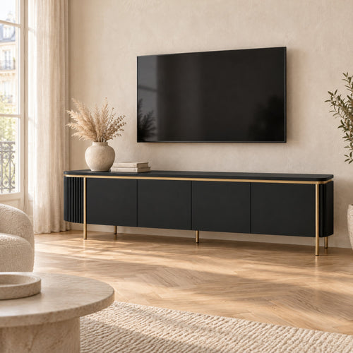 Meuble TV arrondi sur cadre doré 180 cm, noir, dans un salon
