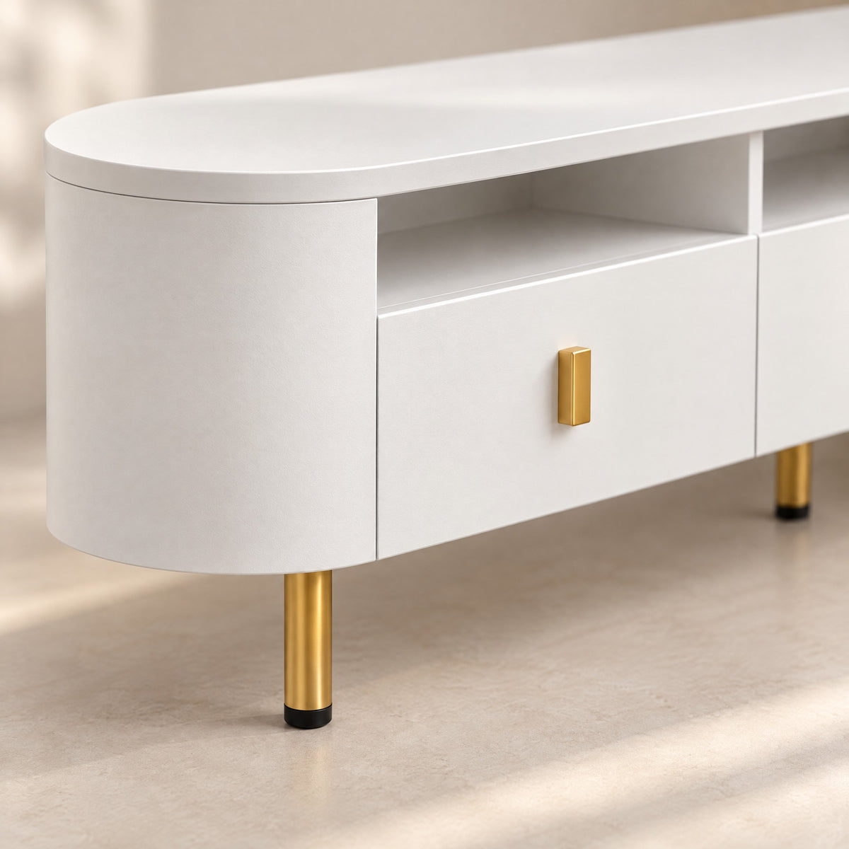 Meuble TV blanc arrondi 3 tiroirs pieds dorés 174 cm, détail de la finition