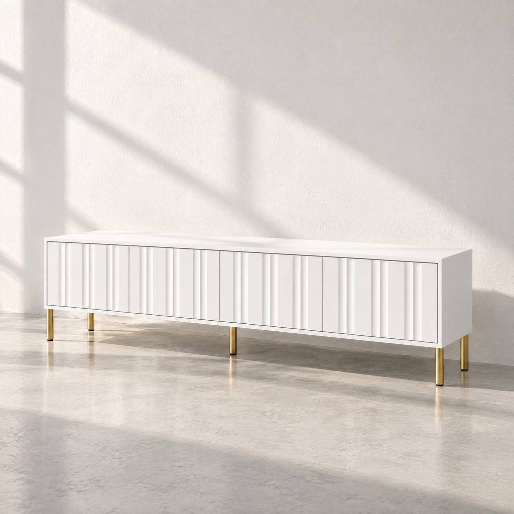 Meuble TV blanc façades ondulées pieds dorés 190 cm, au soleil