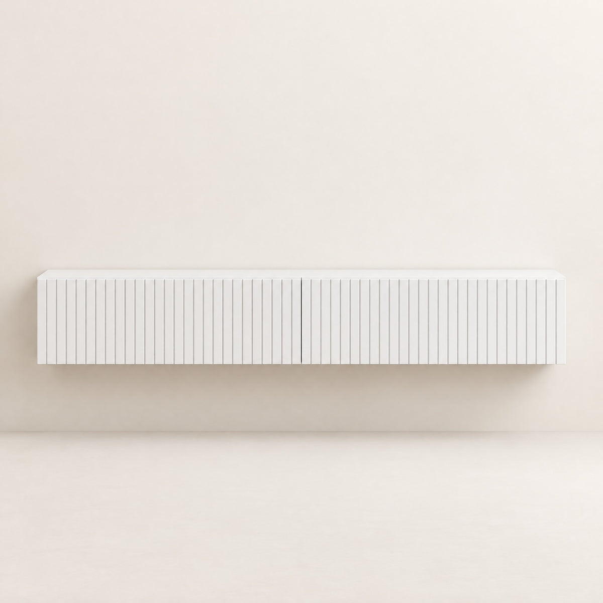 Meuble TV suspendu blanc cannelé à abattants, 140 cm, vue de face