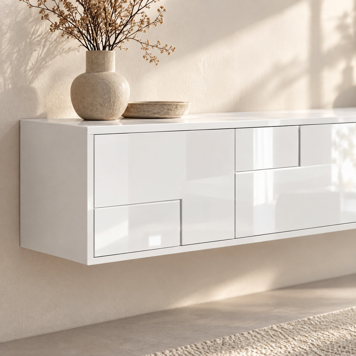 Meuble TV suspendu blanc laqué 170 cm, gros plan