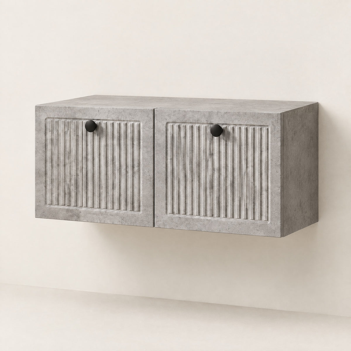 Petit meuble TV suspendu effet béton cannelé 60 cm, vue de trois quarts